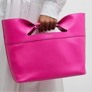 NWT Alexander McQueen Bow leather top handle bag